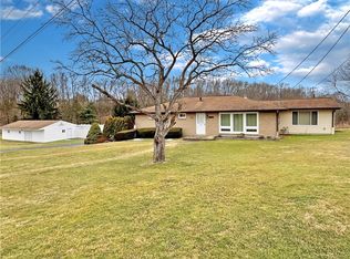 105 Painter Ln, Freeport, PA 16229