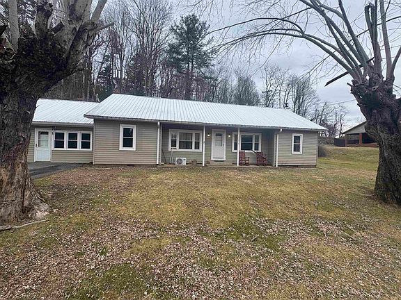 3rd image of 5216 Peaks Mountain Rd