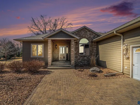 25827 471st Ave, Sioux Falls, SD 57107