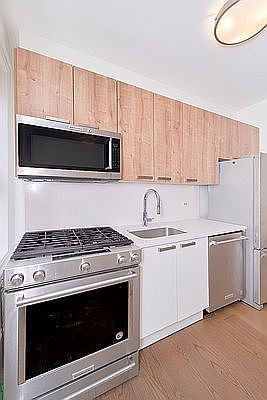 4th image of 770 Saint Marks Ave APT 3I