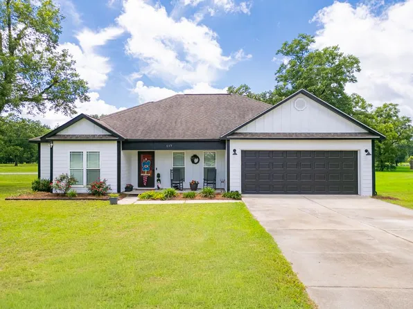 117 Gabriel Ct, Leesburg, GA 31763