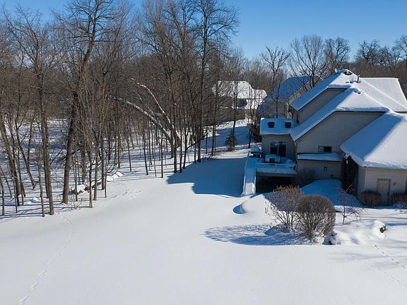 4th image of 2868 Ironwood Blvd