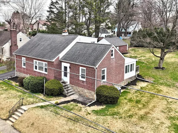 955 Wesley Ave, Huntingdon Valley, PA 19006