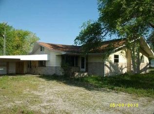 3437 Selmaville Rd, Salem, IL 62881