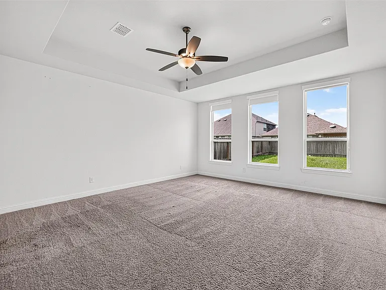 24419 Avanti Dr — Photo 41