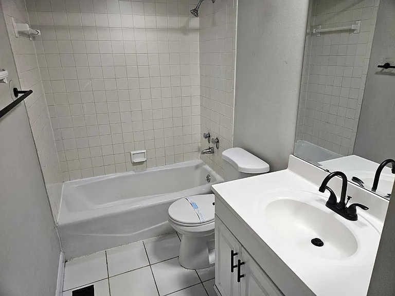 2229 Shenandoah Ave #2229 — Photo 8