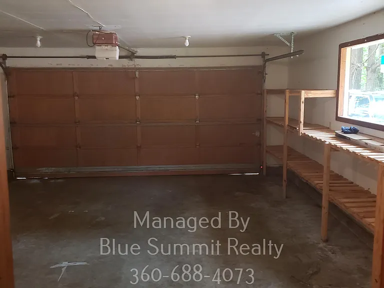 8534 Pacific Ave SE — Photo 12