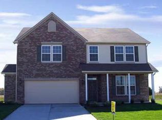 5707 Woodstock Trl, McCordsville, IN 46055
