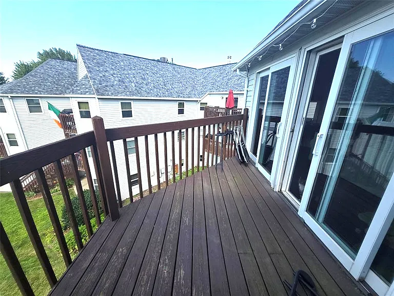 634 W 2nd St #306 — Photo 3