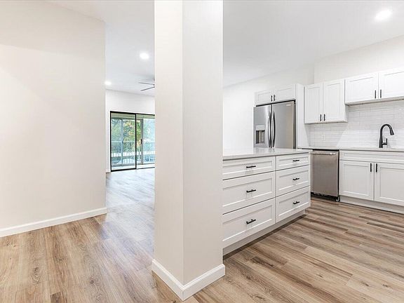 5th image of 1414 Continental Dr APT 103