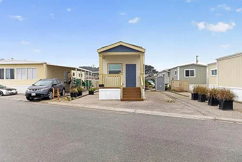 33 Dahlberg Dr #T-033 Photo 1