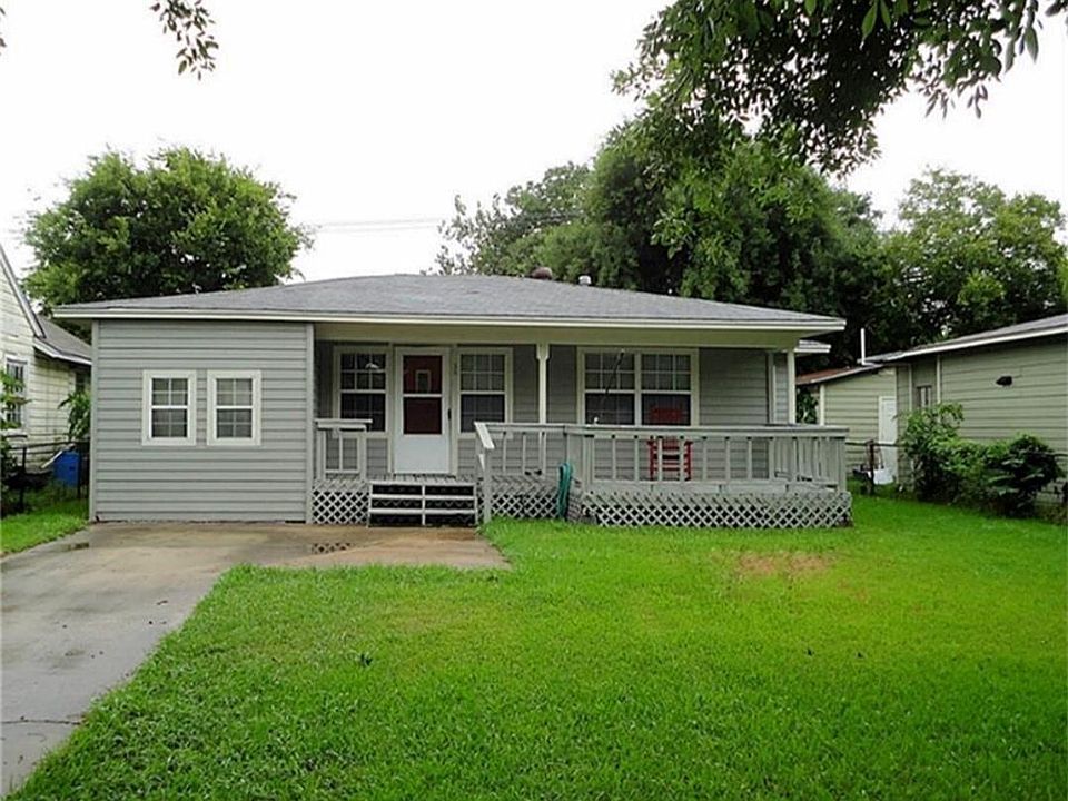 1st image of 36 18th Ave N