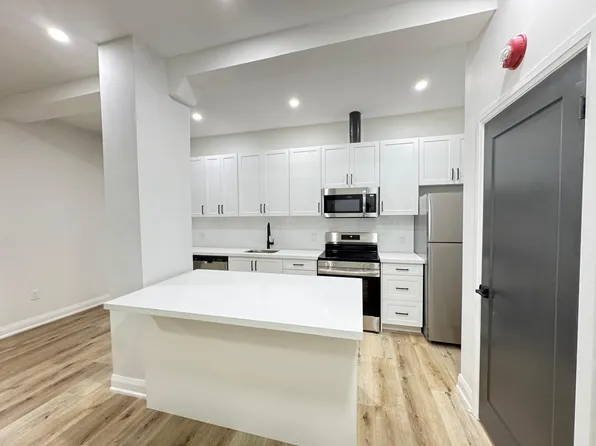 22 Wilson St #1, Hamilton, ON L8R 1C5