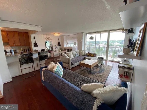 1225 Martha Custis Dr, Alexandria, VA 22302