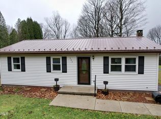 804 Coach Rd, Cresson, PA 16630