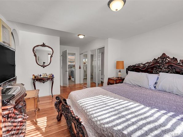 aurora-colorado-13019112 picture