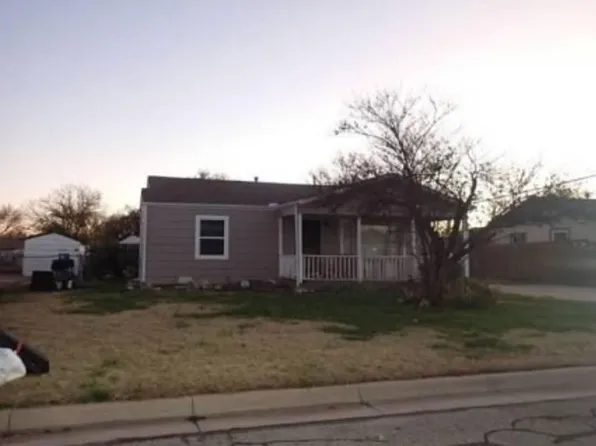 2327 W Dallas St, Wichita, KS 67217