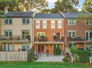 11735 N Shore Dr, Reston, VA 20190