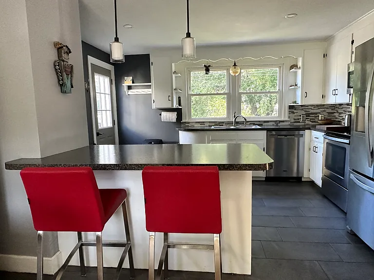 39 Brookside Ave — Photo 8