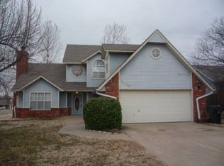 2329 SW Wolf Run Dr, Claremore, OK 74019