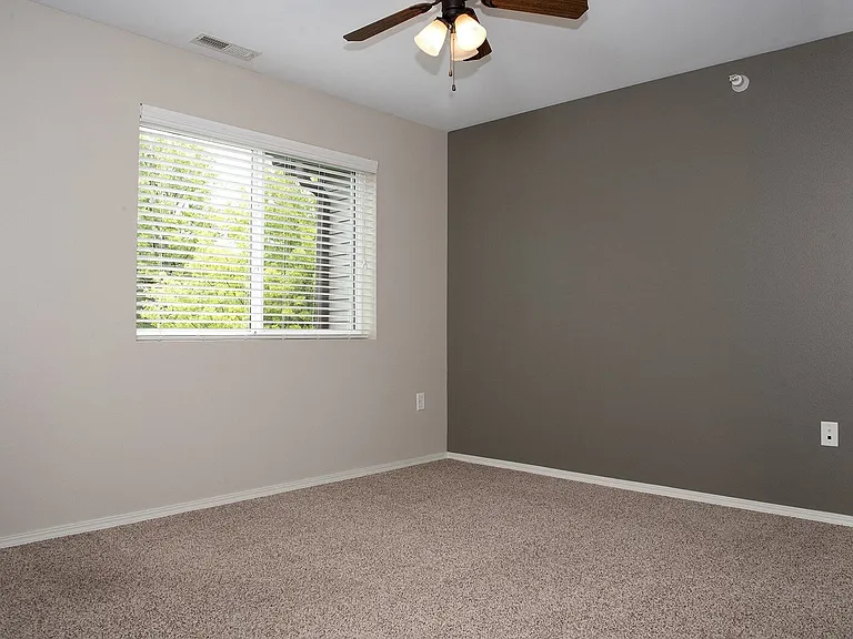 5900 Roose St — Photo 13