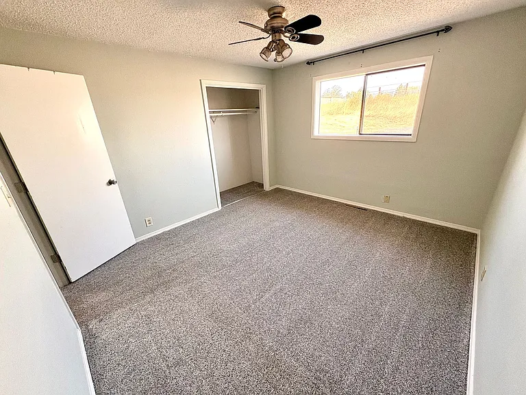 1175 E Elm Ave — Photo 18