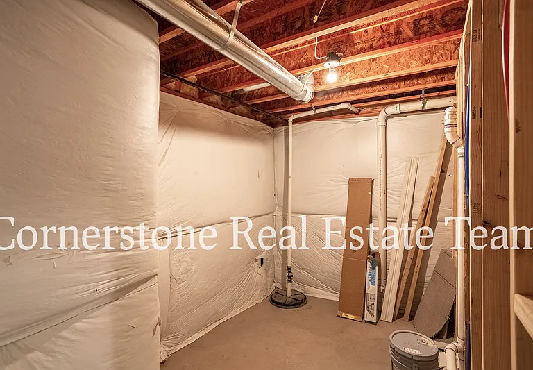 10758 Saco Dr — Photo 38