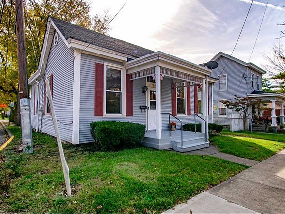 2nd image of 124 N Cooper Ave