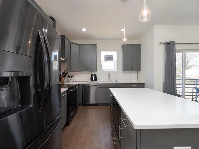 1708 Pegram St — Photo 6