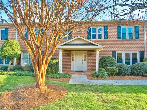 873 Brookleigh Ct, Winston Salem, NC 27104