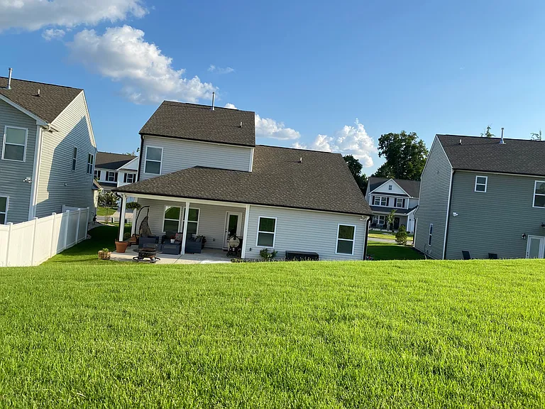 2440 Dukes Hollow Ct — Photo 32
