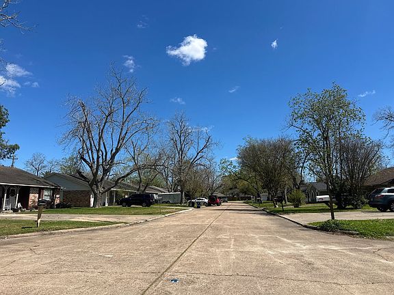 4th image of 1008 Shadow Cir