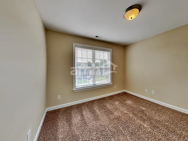 56 Locket Dr — Photo 17
