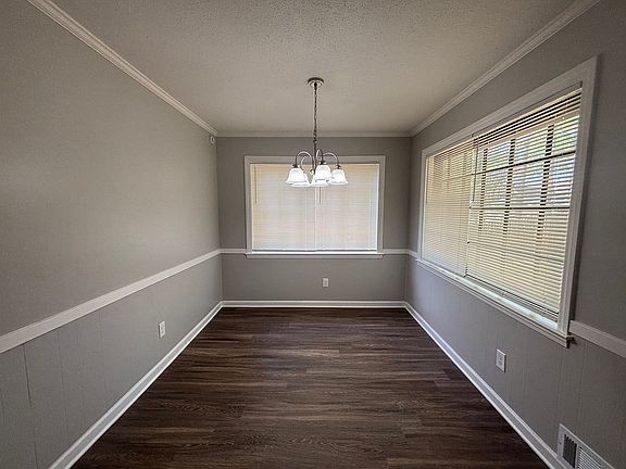 4th image of 8280 Chippingham Dr