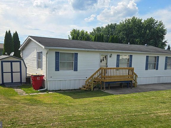 2nd image of 320 Cameo Dr #145