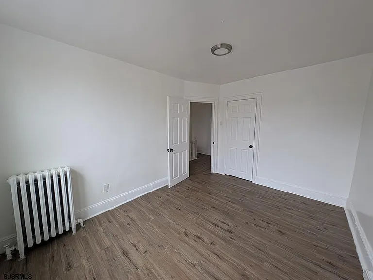 1005 N Michigan Ave — Photo 14