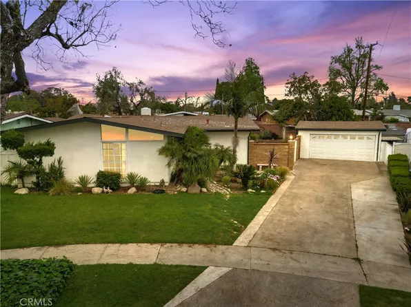 1613 E Wellington Ave, Santa Ana, CA 92701