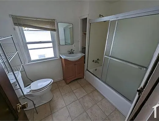 580 Hague St — Photo 5