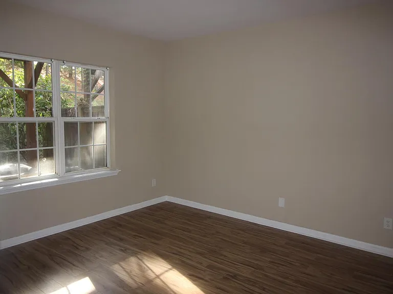 320 Ruby Walk Dr — Photo 3