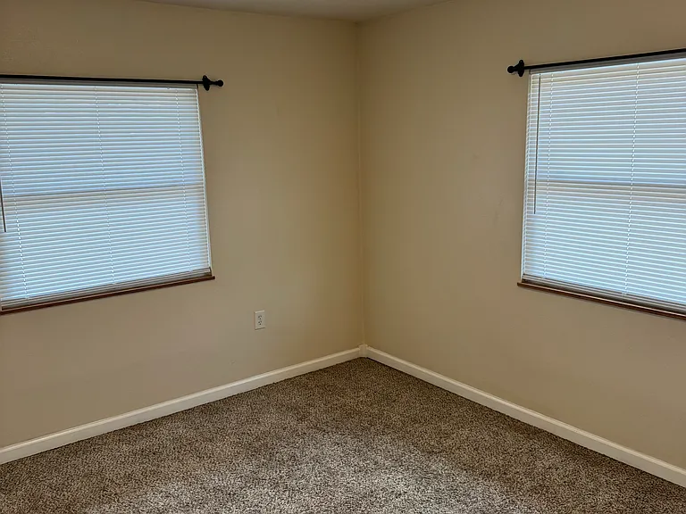 2900 Concord St #205 — Photo 7