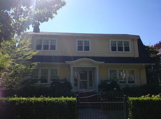 1233 Federal Ave E, Seattle, WA 98102