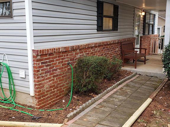 Front Walkway Entrance