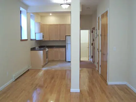 Rented by Luxor Homes & Investment Realty | media 35