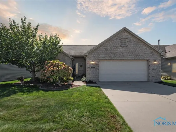 4228 Crystal Ridge Dr E, Maumee, OH 43537