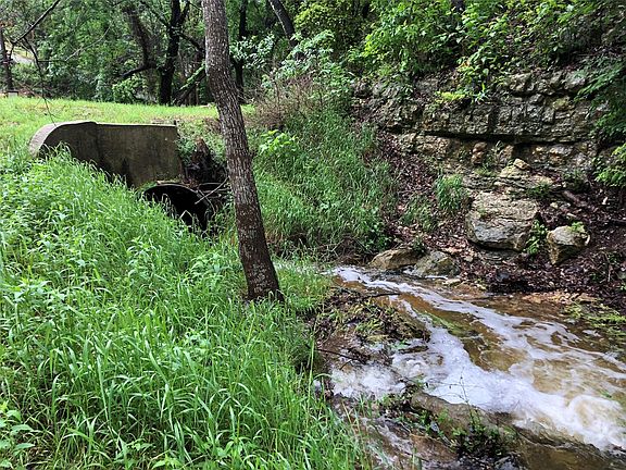 2nd image of 903 The High Rd