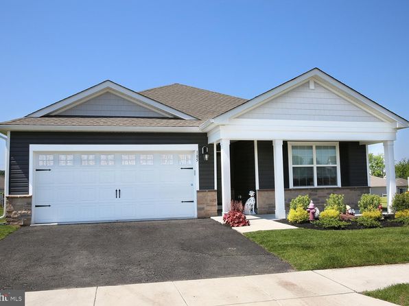 185 Petal Dr, Pottstown, PA 19464