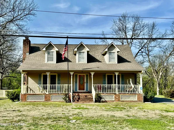44 Walnut St, Friendship, TN 38034