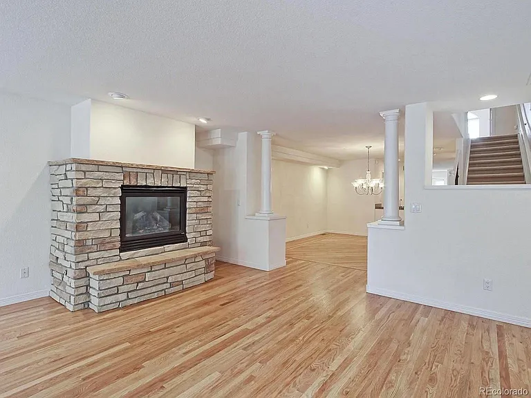 112 S Garfield St — Photo 7