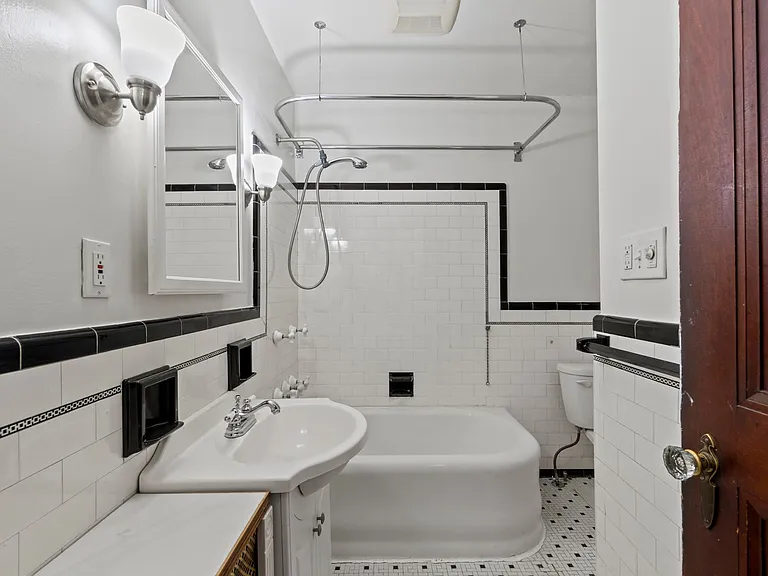 6 Wilkins Rd — Photo 16