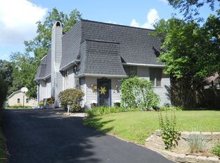 306 W South St, Greenville, MI 48838